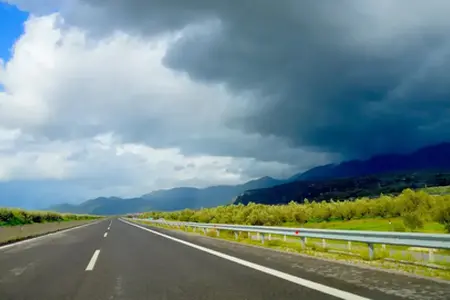 Kitais metais galėtų prasidėti M1 ir M7 greitkelių plėtra.