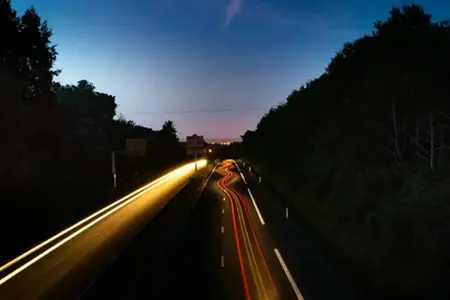 Milžiniškos spūstys autostradose