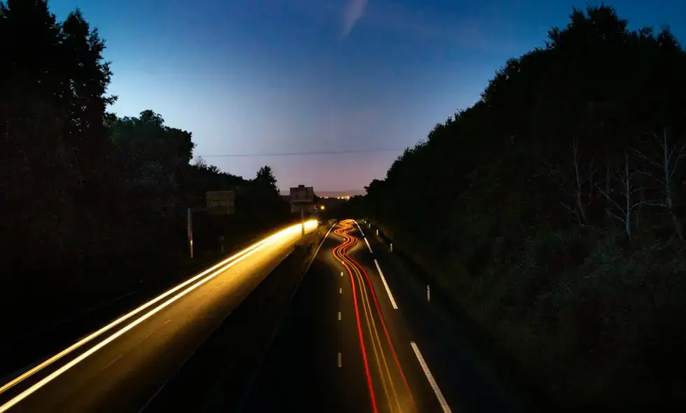 Milžiniškos spūstys autostradose